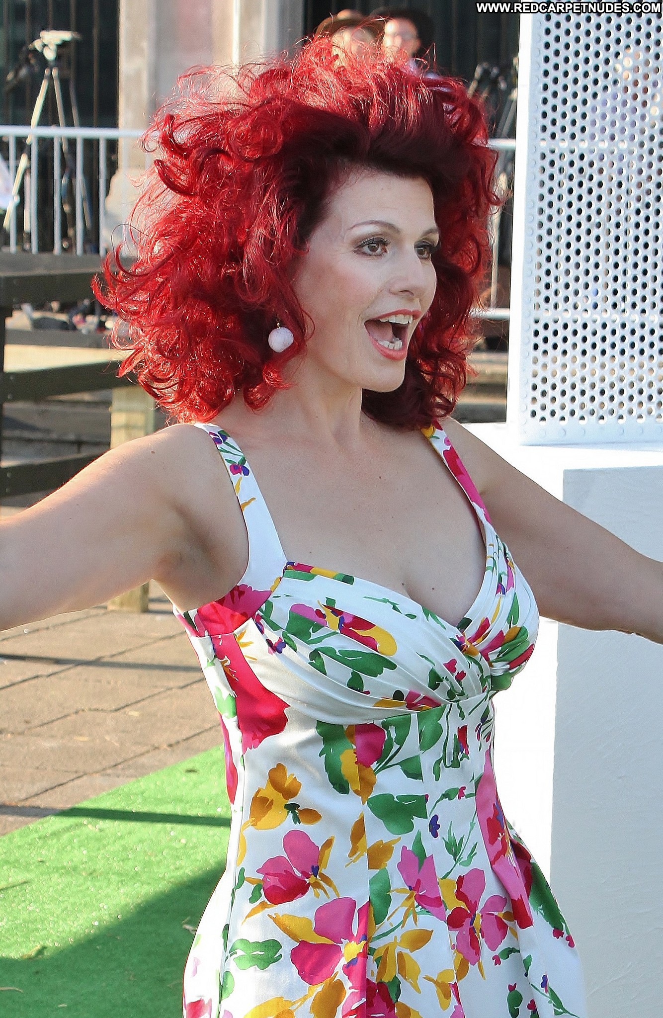 Cleo Rocos Photo Shoot Celebrity Beautiful Babe Posing Hot