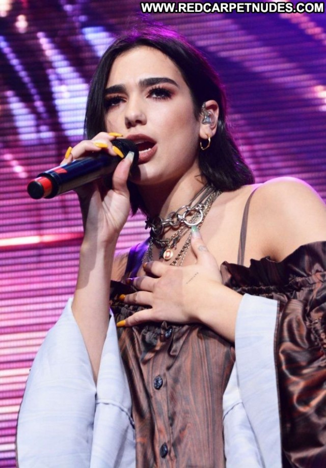 Dua Lipa No Source Concert Posing Hot Beautiful Celebrity Babe