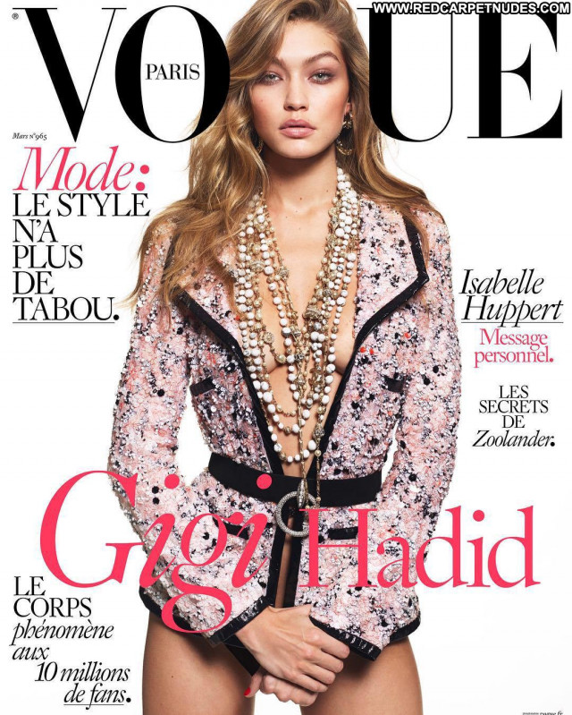 Gigi Hadid Vogue Magazine Babe Beautiful Posing Hot Celebrity